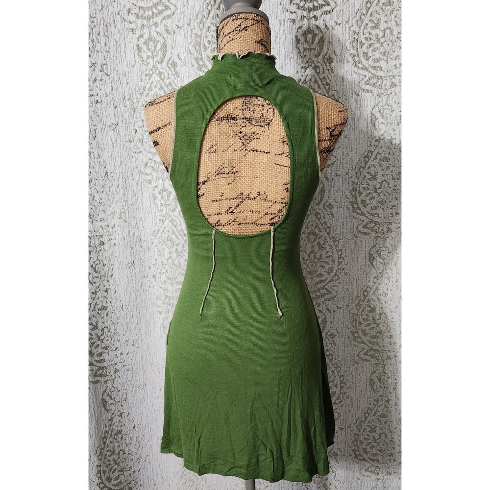 Urban Outfitters Green Ribbed Mock Neck Sleeveless Cutout Back Mini Dress M‎ - Picture 2 of 7